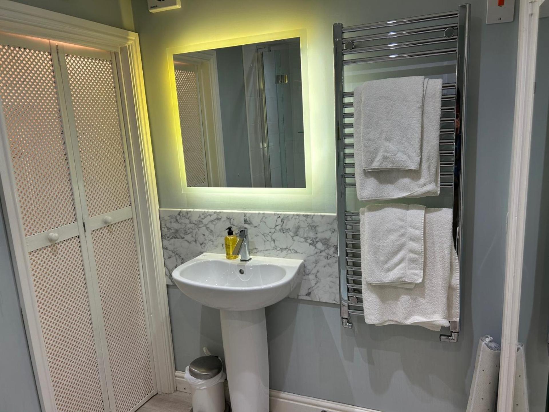 Primrose House B And B Cotgrave ภายนอก รูปภาพ